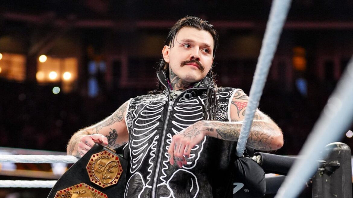 The Crimson Price of Gold: Dominik Mysterio’s Brutal Rey de Reyes Encounter